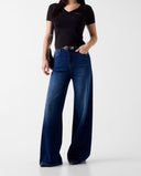 T-shirt donna Guess scollo a V